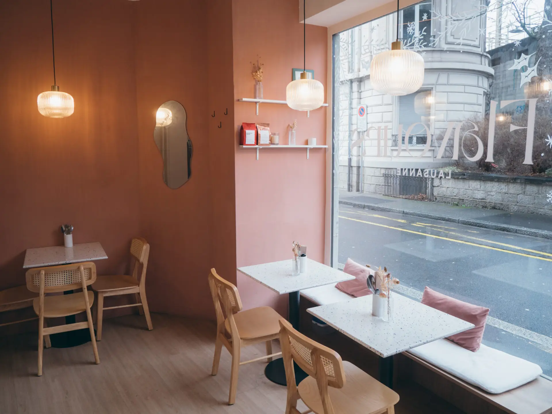 Flavours café interior